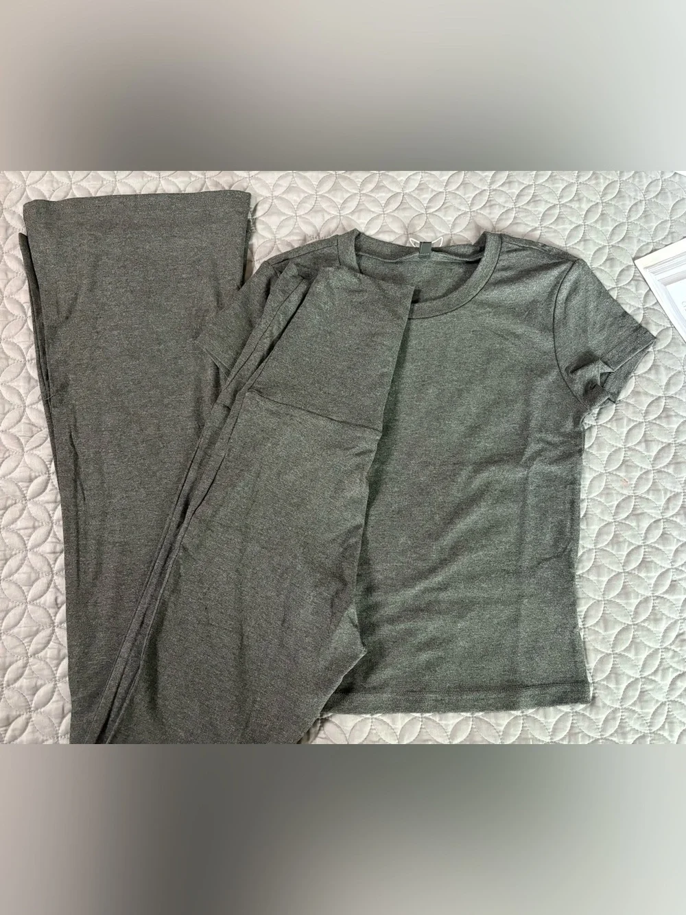 Amazon Women’s Set. - Picture 1 of 5